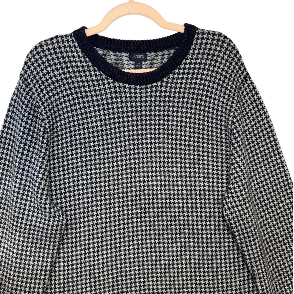 J.Crew Mens Houndstooth Crewneck Sweater Navy Blue Gray Lambswool Blend Size M